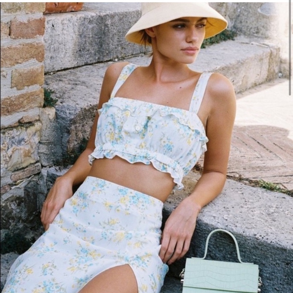 With Jéan Two Piece Avena Top and Leona Skirt Set New with Tags!